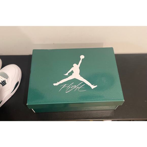 Nike Air Jordan 4 Retro "Oxidized Green" - Picture 11 of 12